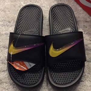 NIKE BENASSI JDI SE SLIDES/SLIPPERS